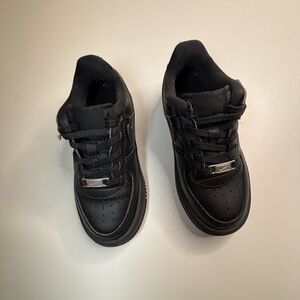 Nike Air Force 1 Kids Black Sneakers